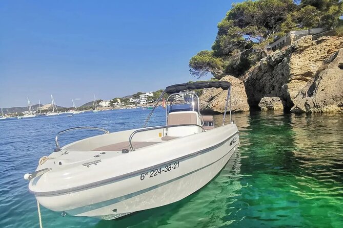 2 Hours Boat Rental in Santa Ponsa without License - Santa Ponsa from the helm: what makes this rental special