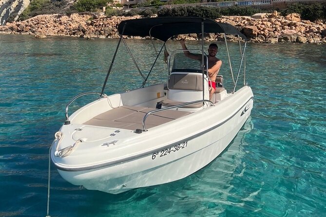 2 Hours Boat Rental in Santa Ponsa without License - Who should book this boat rental in Santa Ponsa