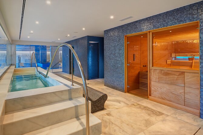 25 Minute Couples Massage with Spa Access - Who This Works Best For in Mallorca