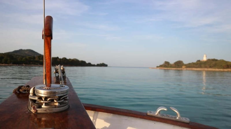 4h Private boat tour north coast of Mallorca - What’s actually included: drinks, local food, and water gear