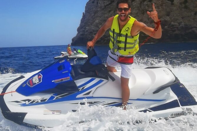 60 minutes Jetski Rental in Alcudia Bay - Photos, phones, and belongings: what you should ask before you lock up