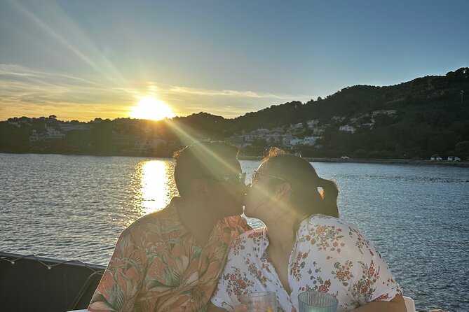 Alcudia 3hr Sunset Trip with Drinks, Tapas, SUP & Snorkel - Drinks and tapas: included, but read this like a foodie checklist