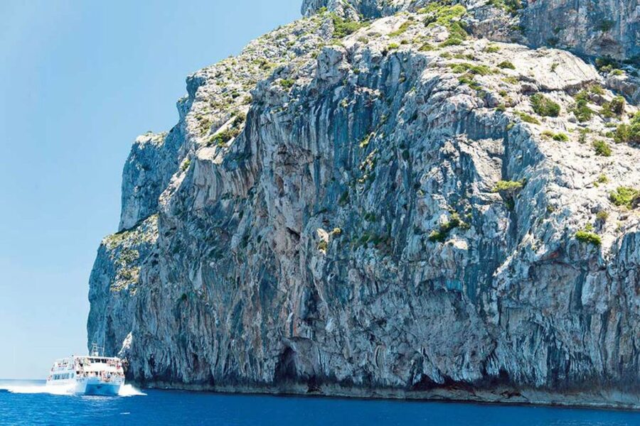 Alcudia: Boat Trip to Cap de Formentor and Formentor - Stop at Platja del Coll Baix: the calm “preview” moment