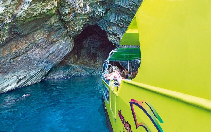 Alcudia: Caves & Coastline Boat Trip w/ Snorkelling - Alcudia Bay by Speedboat: Fast, Scenic, and Good Value for Time
