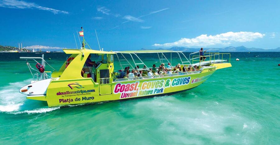 Alcudia: Caves & Coastline Boat Trip w/ Snorkelling - Getting On the Boat at Alcudia Sea Trips: Meeting Point and First Impressions