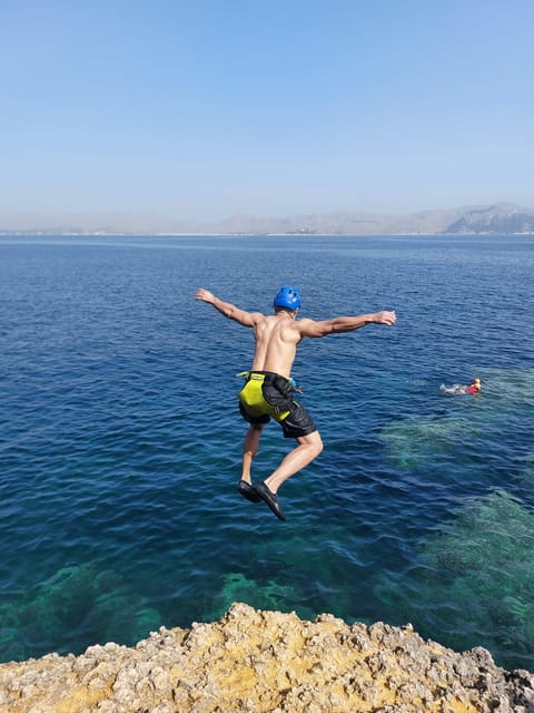 Alcudia: Coasteering Cliff Jumping - Coasteering in Alcúdia: La Victòria’s Cliff-Close Coastline