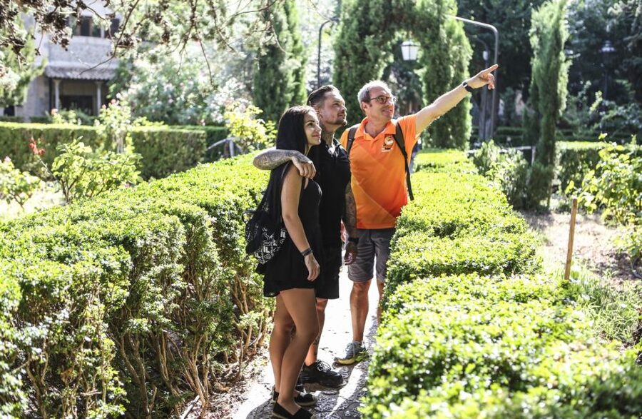 Alcudia/Marratxi: Valldemossa & Soller Tour by Tram & Bus - Photo-Stop Mountain Drive: Llucalcari, Déia, and La Foradada