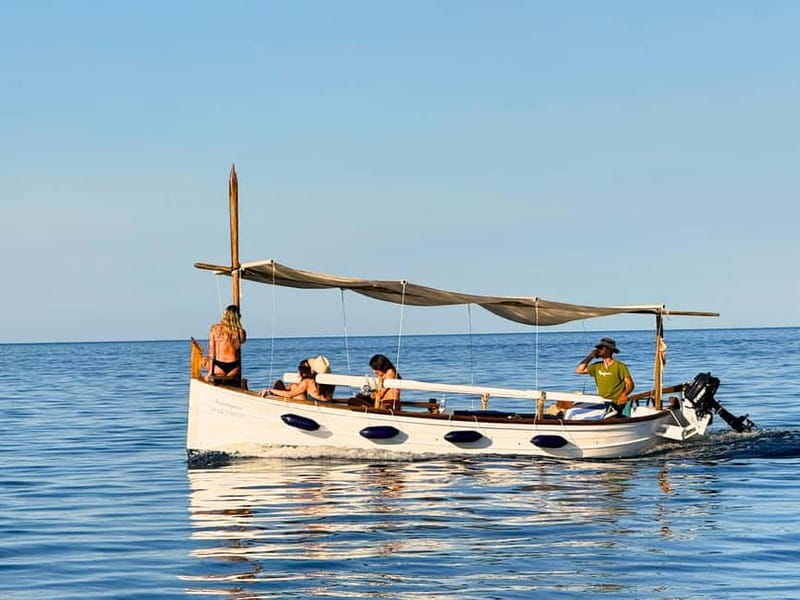 Alcudia, Private Tour: Scenic 2.5-Hour Boat Tour - Private Boat Comfort on a Traditional Mallorcan Llaüt