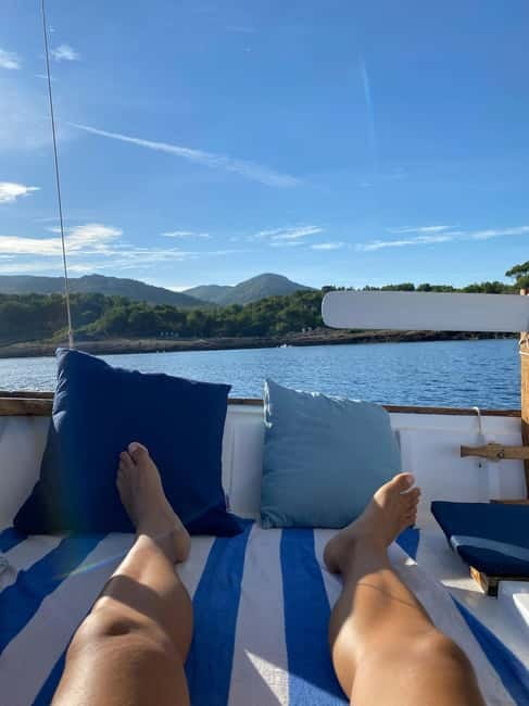 Alcudia, Private Tour: Scenic 2.5-Hour Boat Tour - Should You Book This Alcúdia Private Boat Tour?