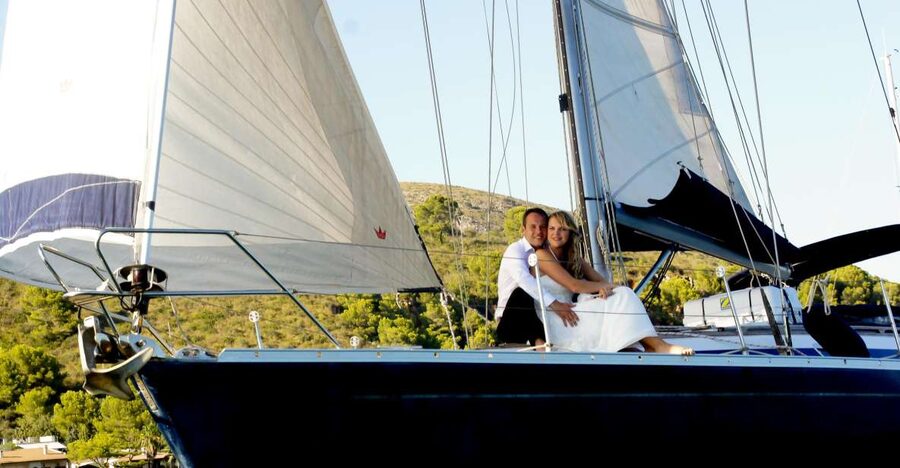 Alcudia: Romantic Sailing Trip with Diner for 2 - Key things you’ll notice on this Alcúdia sailing dinner for two