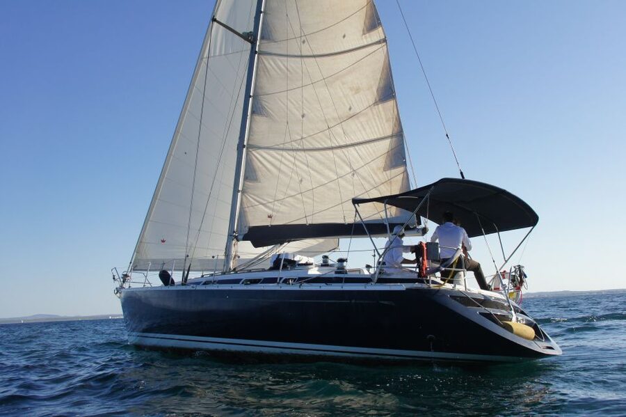 Alcudia: Romantic Sailing Trip with Diner for 2 - Optional steering and sail help: fun if you want it