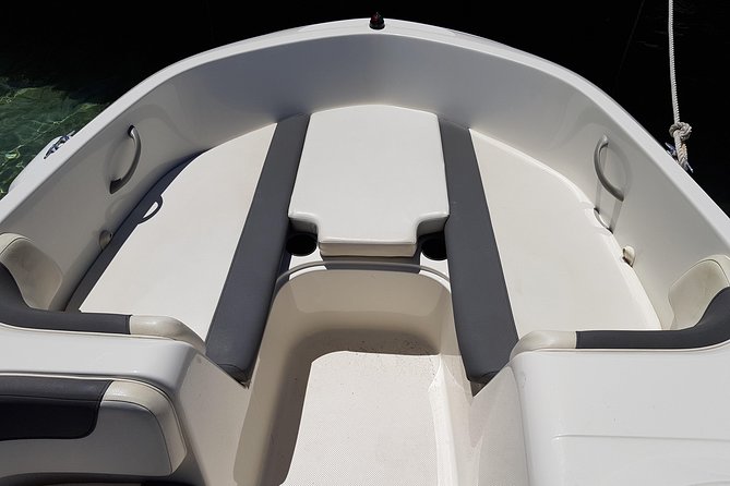 Boat rental without license - B540 'Gaia' (5p) - Can Pastilla - Price and value: what $272.20 covers (and what you’ll pay on top)