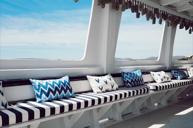 Boat tour of the Bay of Palma with snorkeling and drink - Meeting at Can Pastilla: fast to find, quick to board