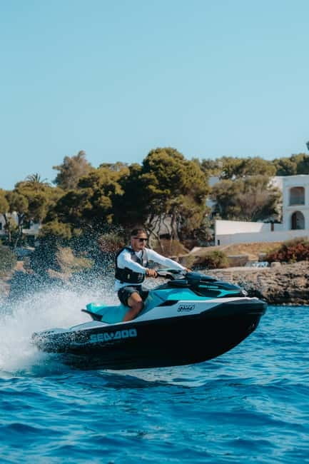 Cala d'Or | Jet Ski Tour 1 hour along southeast coast. - Timing: The Marina Clock vs. Your Real Jet Ski Time