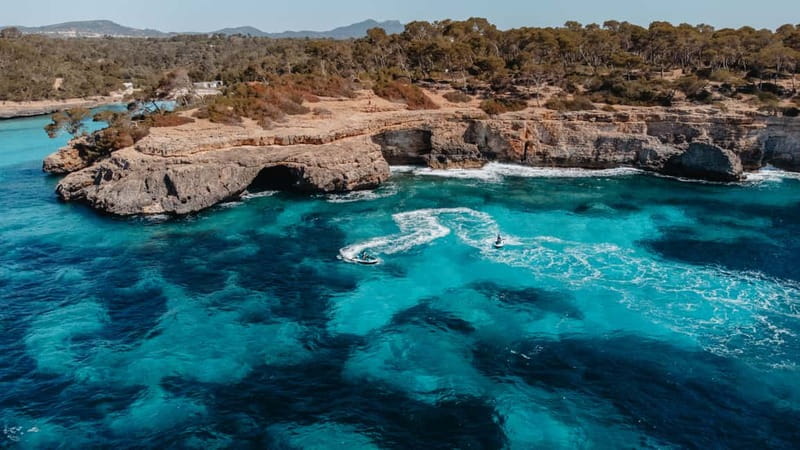 Cala d'Or | Jet Ski Tour 30 min along southeast coast. - The 30-minute timing trick (and why it changes your expectations)