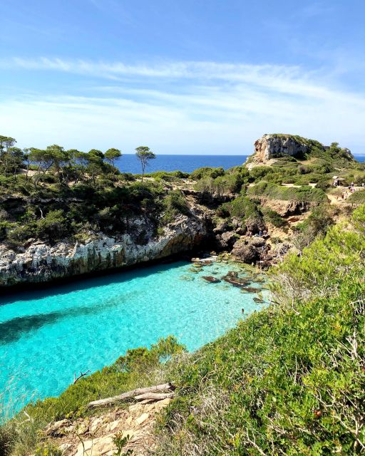 Cala des Moro/S'Almunia: Snorkel and SUP Tour - Beach crowds: how to enjoy the cove without getting annoyed