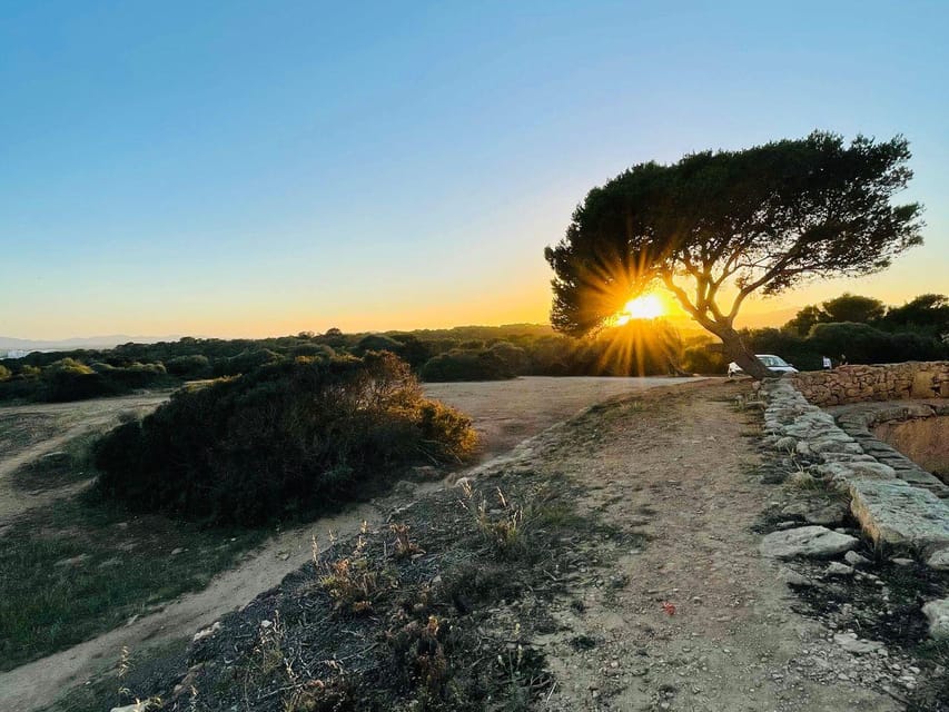 Cala Millor: AdventureDate, fun game, city walk for couples - Time on your feet: pacing, walking style, and when it may feel long