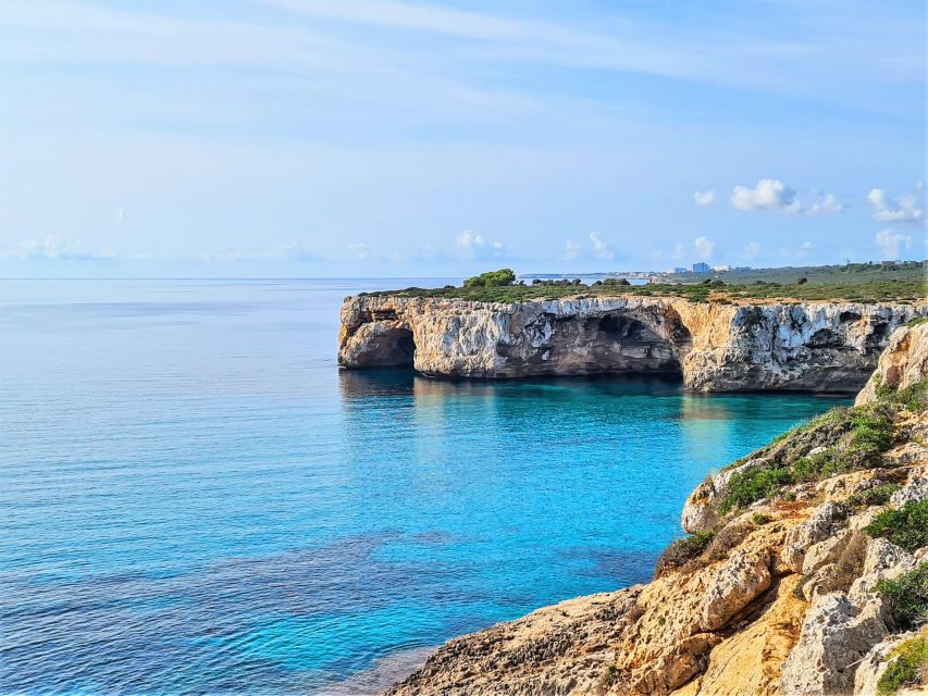Cala Romàntica: Water Cave Adventure in Cave Es Coloms - The sea cave of Es Coloms: tunnel entry and a circular route
