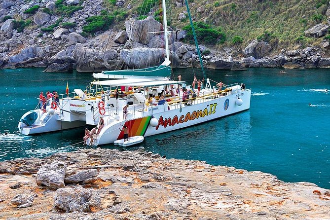 Catamaran Cruise from Port d'Alcudia with Lunch and Swim Stop - Food and Drinks: Simple Lunch, Limited Choices