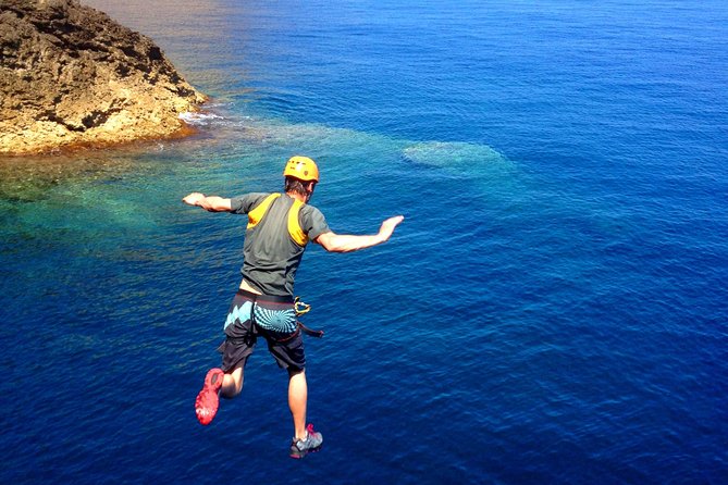 Coasteering Cliff jumping - Timing and meeting point: how to plan your morning