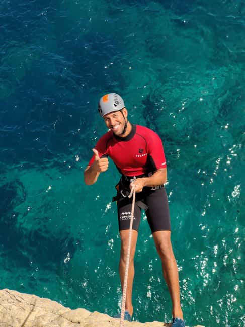 Coasteering South - Where you start: the Cala Fornells parking meeting point
