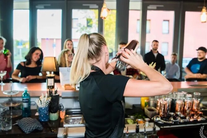 Cocktail course Mallorca - What’s included besides the drinks (and why it matters)