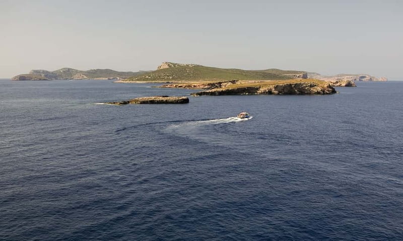 Colonia Sant Jordi: Classic & Express Boat Tour to Cabrera - Classic vs express: which option matches your style of day