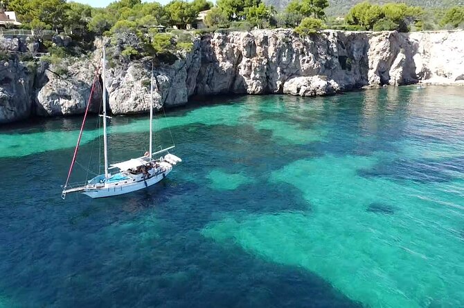 Culinary Experience on Board Classic Sailboat in Palma - A classic sailboat layout that actually helps you relax