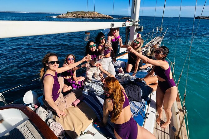Culinary Experience on Board Classic Sailboat in Palma - Price and what you’re really getting for a private group up to 12