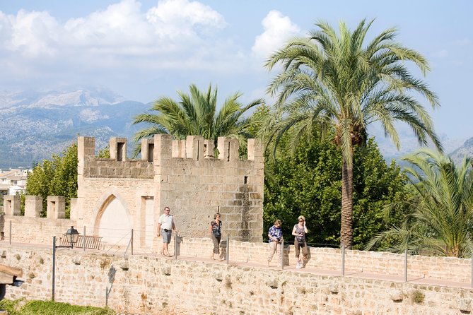 Discover Alcudia old town on a private walking tour - Key highlights at a glance