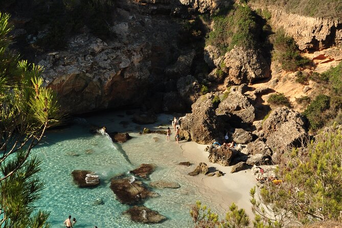 Discover Cala des Moro and S’Almunia the smart way - Terrain reality check: stairs and rocky paths are part of the deal