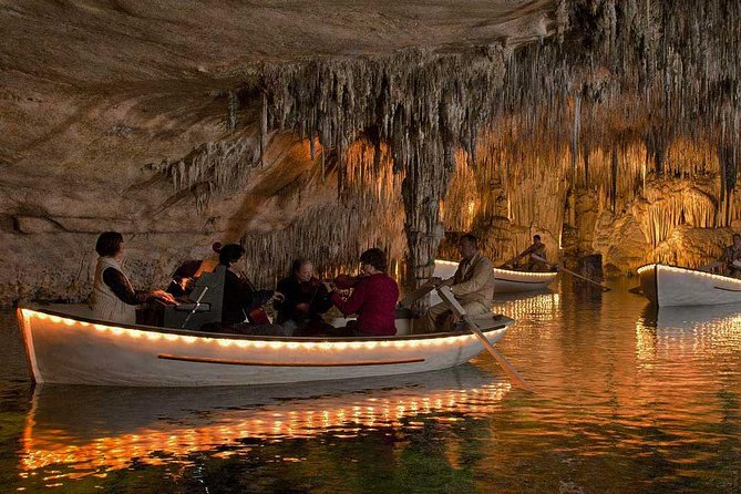 Drach Caves and Pearl Shop Mallorca Half Day Tour - Cuevas del Drach: the Lake Martel concert and the 21°C comfort