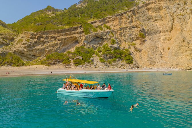 Enjoy crystal clear waters for 2 hours - Crystal-Clear Alcúdia: why this 2-hour format works
