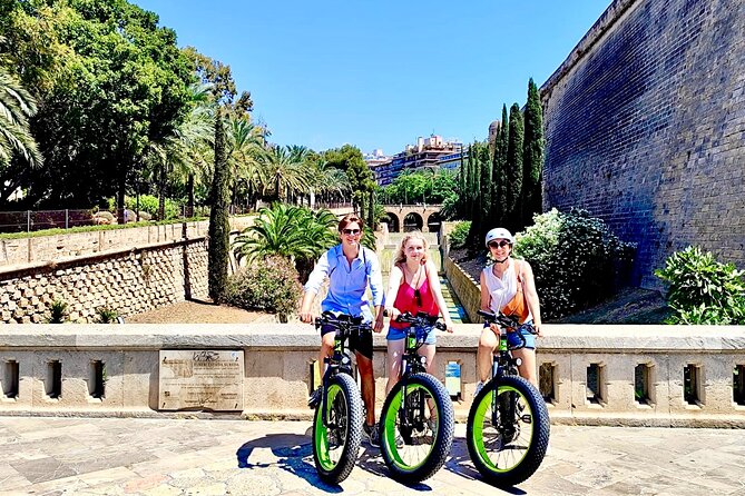 Exclusive Fat Tire E-Bike Tour in Palma - Parc de la Mar and Ca’n Pere Antoni: sea air under the cathedral shadow