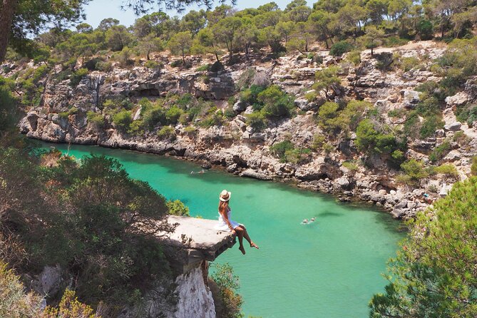 Experience Es Trenc con SUP y Snorkel, The Spanish caribean. - Umbrella, ice coolers, and beach games: the unglamorous stuff you’ll thank yourself for