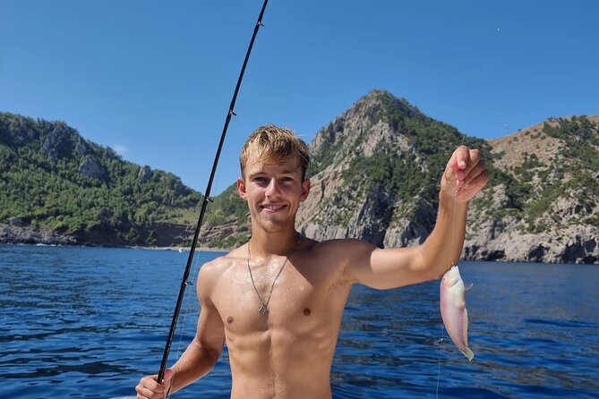 Fishing Trips in Mallorca with Captain Martin - How the fishing works: trolling first, then bottom fishing