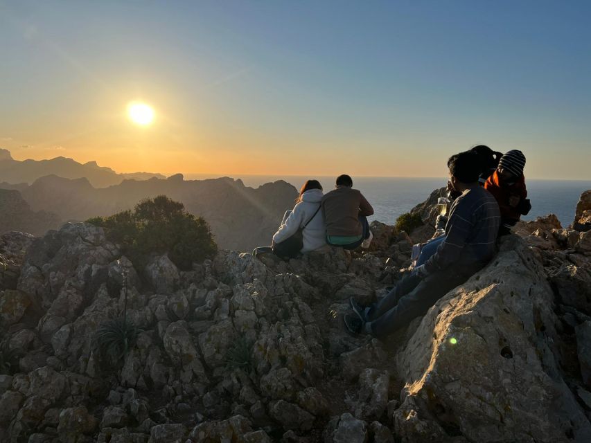 From Alcudia: Sunset Formentor Tour with Cava - Getting On the Tour in Alcúdia (No-Fuss Starting Point)