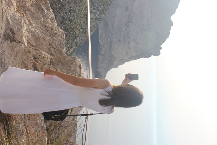 From Alcudia: Sunset Formentor Tour with Cava - Cava and Strawberries: The Little Luxury That Fits the Moment