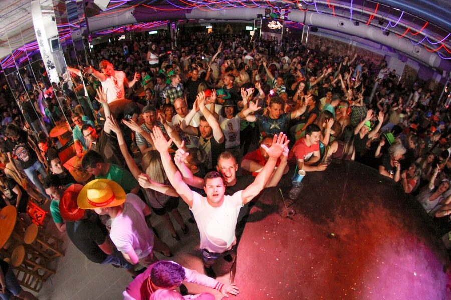 From Can Picafort: Ballermann Night Tour by Bus - The Bierstrasse and the Party Mile Stroll (Bierkönig, RIU, and Friends)