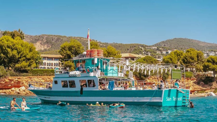 From Magaluf: Palma Bay Sightseeing Cruise with Live Music - Key things you’ll remember from this Palma Bay cruise