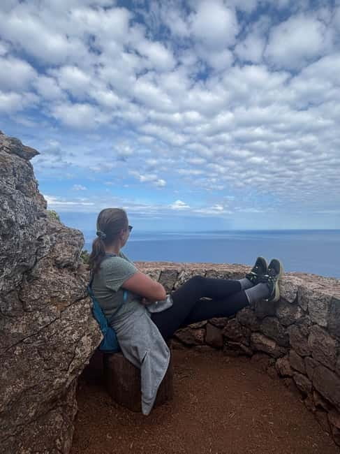 From Palma: Sierra de Tramuntana Hiking with small Picnic - The picnic stop in a refugio after ~2 hours