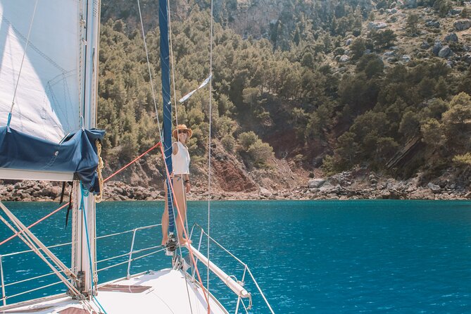 Full Day on a Private Sailboat in Mallorca - Snorkeling, paddle surf, and cave time in clear water