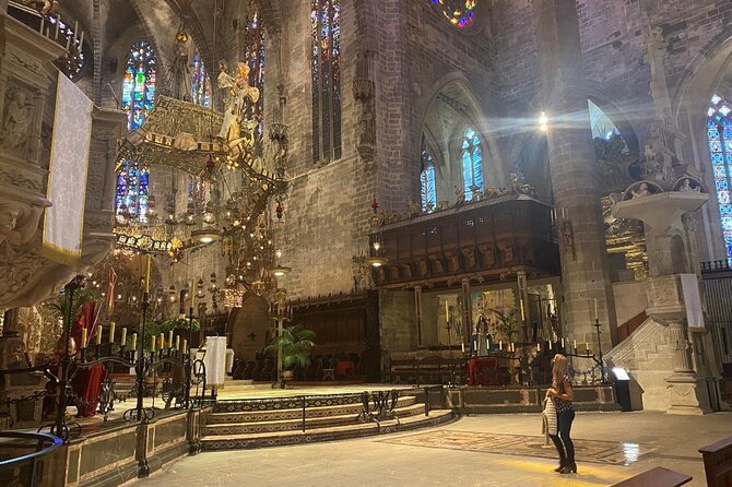Gaudí and Modernist Art: Guided Tour in Palma de Mallorca - Why Gaudí’s Modernism Looks Different in Palma