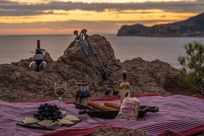 Guided Kayak Sunset Tour in Sant Elm with Picnic - Sa Dragonera National Park views: why you don’t need a boat tour