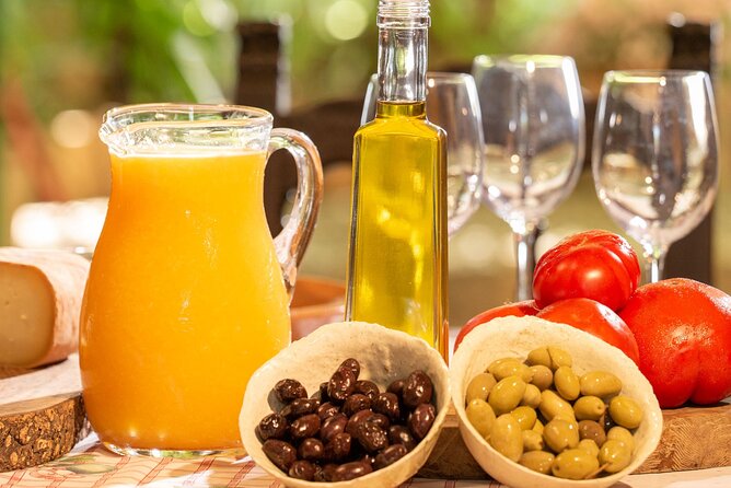 Guided Tasting Tour in 16th century House and Olive Oil Factory - The brunch tasting: olives, ramallet tomatoes, bread, and orange everything