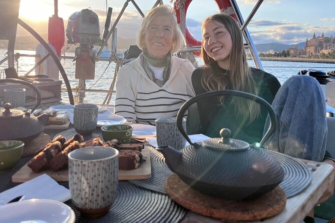 Holistic Day Charter Sailing boat ride - The calm ritual: tea, meditation, and Tibetan bowls on the water