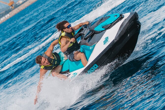 Jet Ski Tour around Alcanda Island - Age rules and safety notes you should plan around
