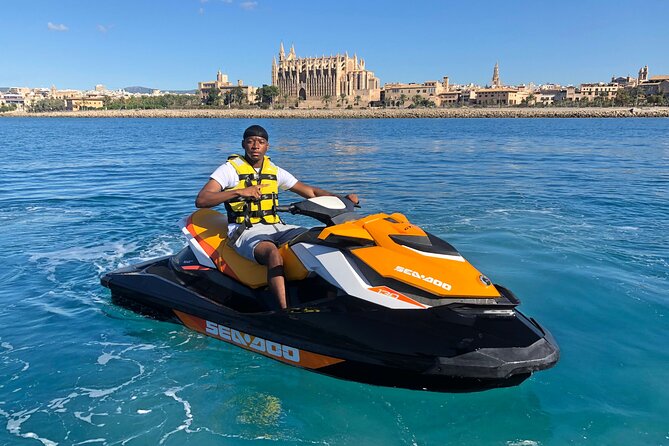 Jetski Tour to the Emblematic Palma Cathedral - Cool-Down Plan: Changing Rooms, Showers, and What to Pack