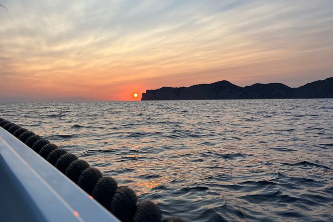 License free boat rental around the coast of santa ponsa - Service Quality: Marcelo and Alex Make It Feel Like Yours