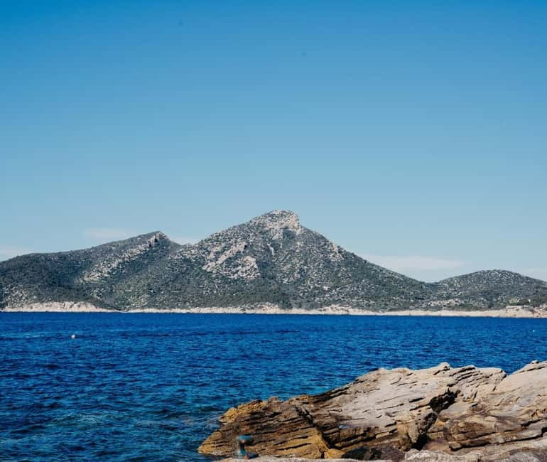 Majorca: Visit the Natural Park of Dragonera Island by boat - Who this boat-and-trail trip is best for